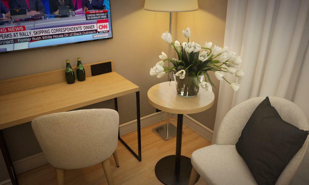 Double or Twin Room,968435656:JPEG